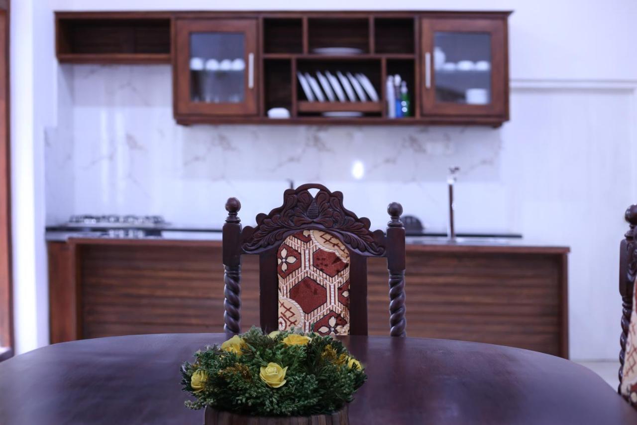 Triple Edge Villa Unawatuna Luaran gambar